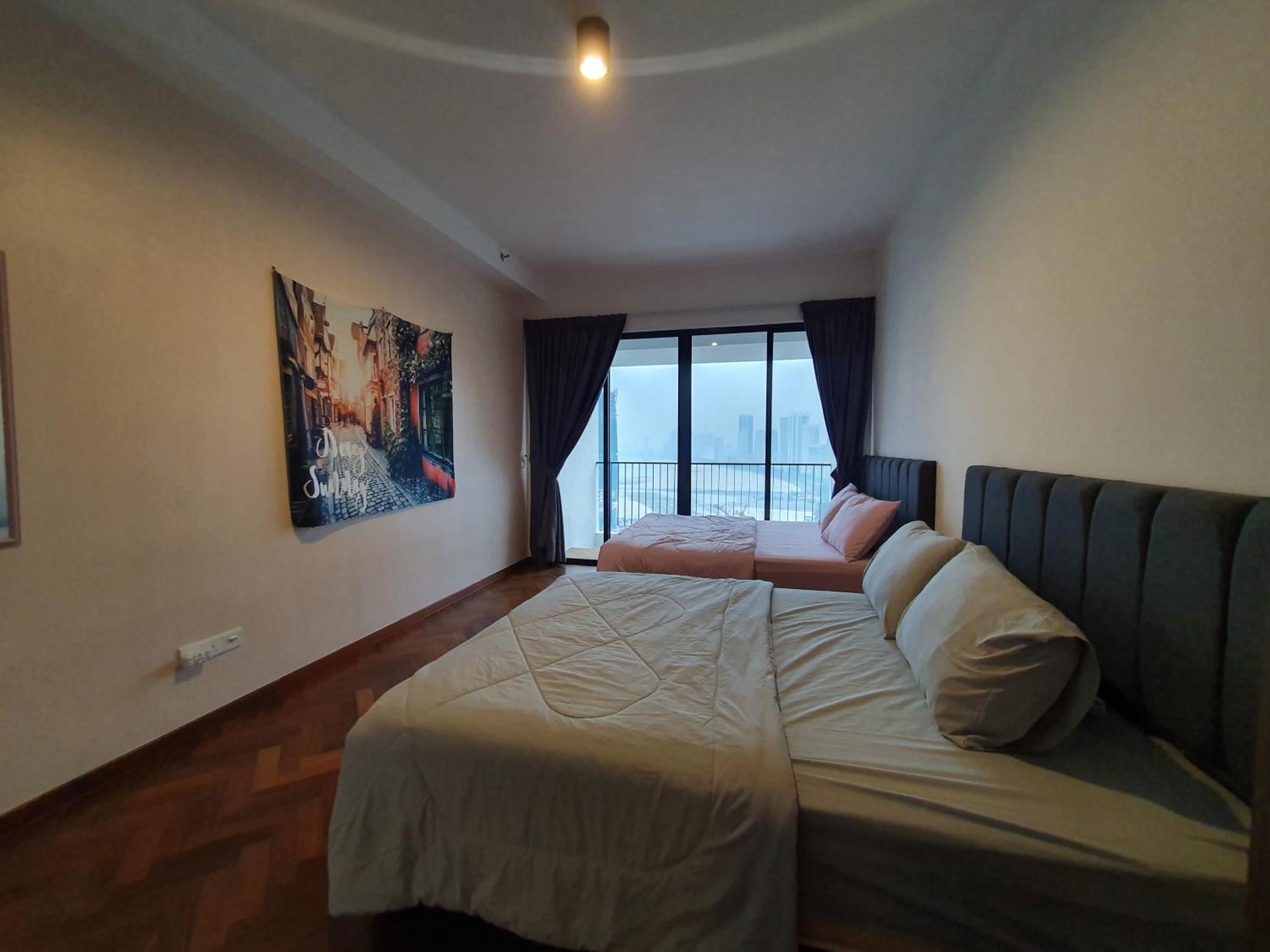 The Landmark By Katana 3Br To 4Br Luxury Seaview Landmark Homestay At Gurney 15-16Pax 无敌海景套房 Tanjung Tokong Exterior photo